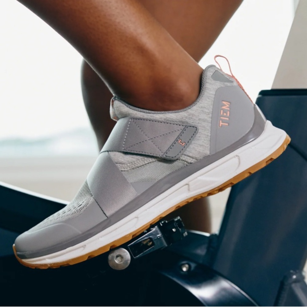 TIEM indoor cycling/ spinning shoes